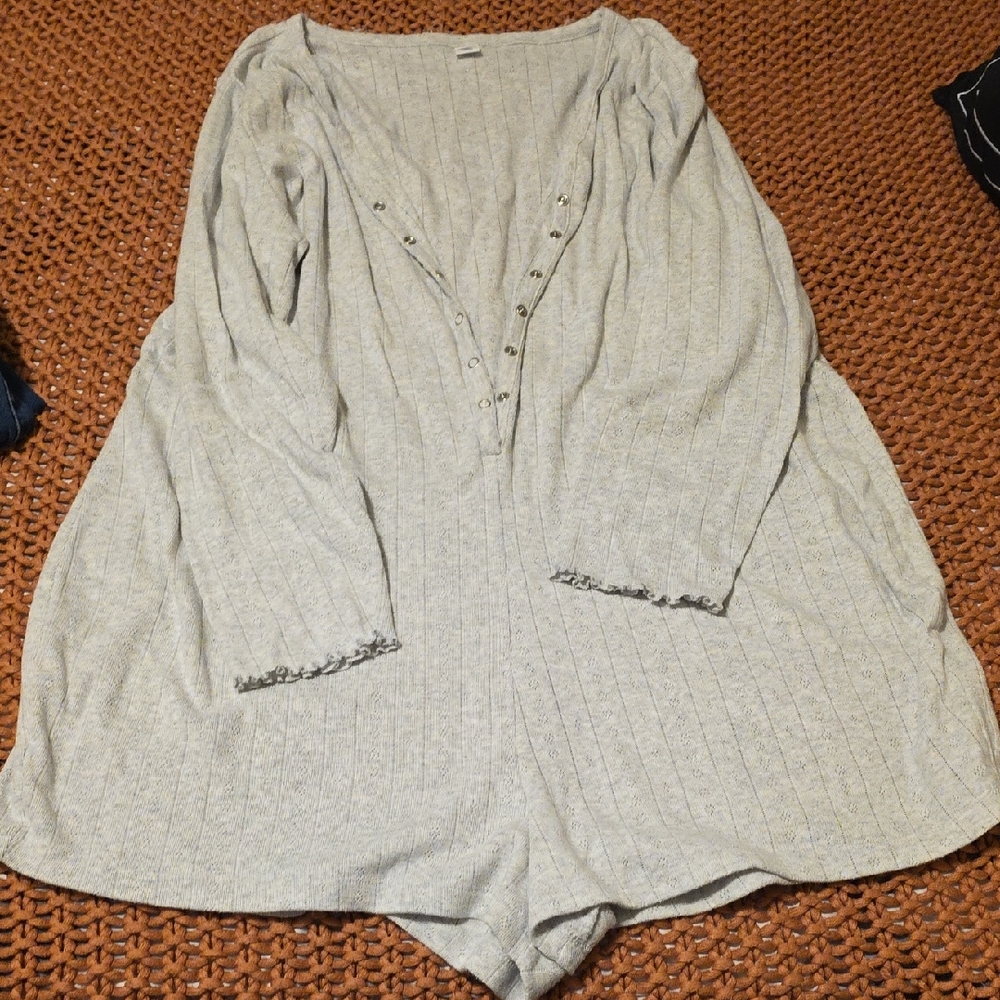 Old Navy Light Gray Button-Front Romper